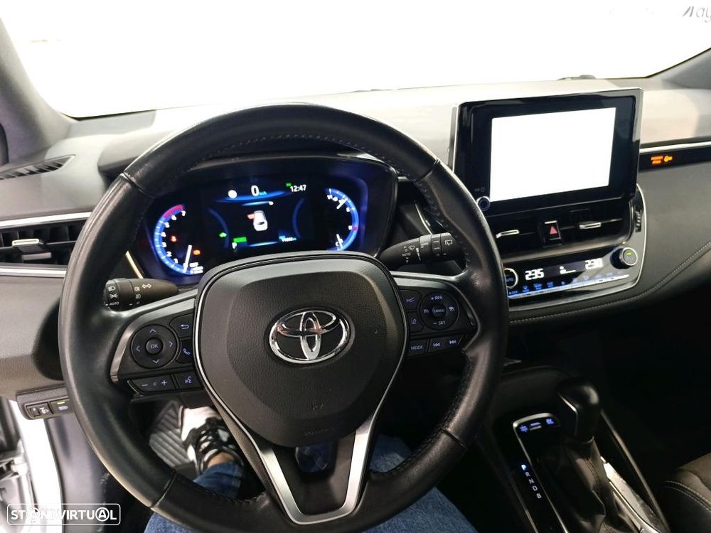 Toyota Corolla Touring Sports 1.8 Hybrid Comfort+P.Sport - 8