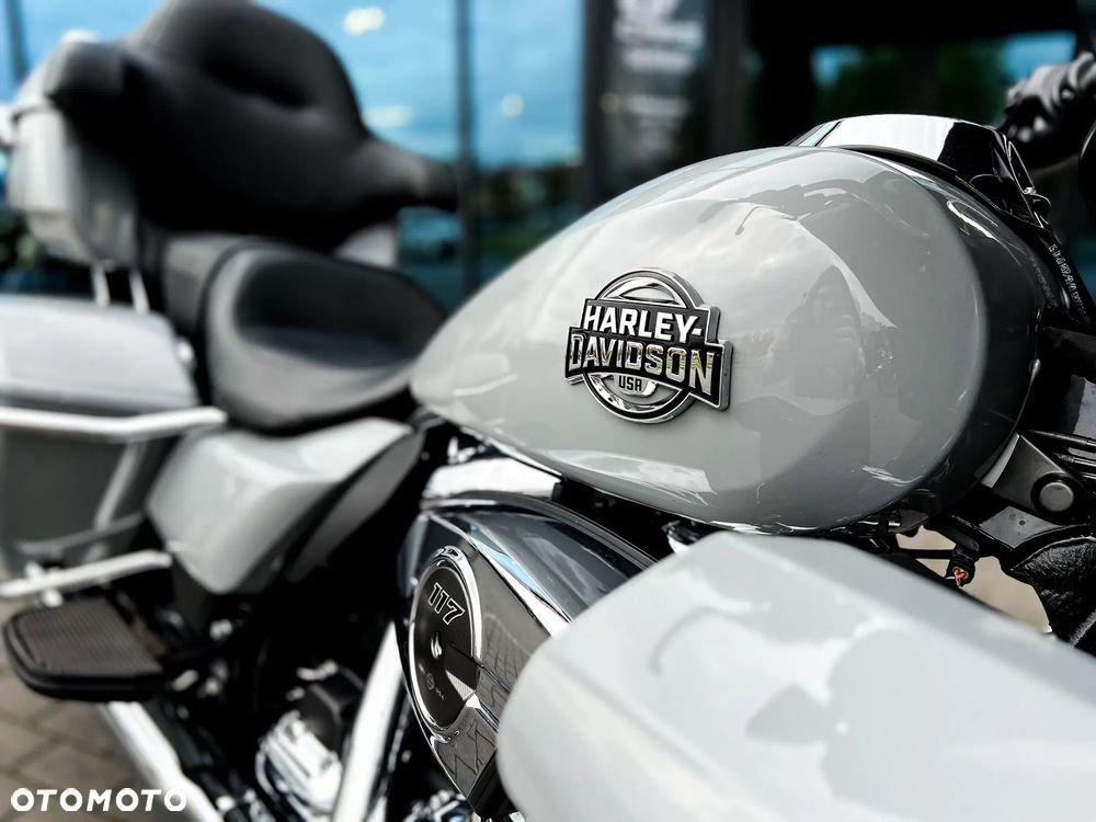 Harley-Davidson Touring Street Glide - 5
