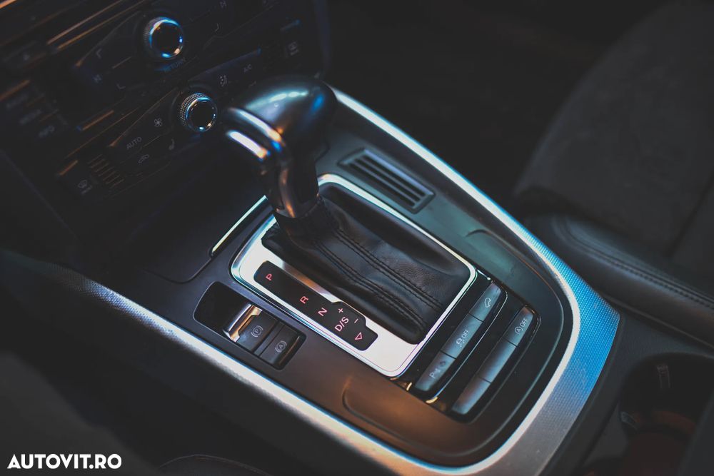 Audi Q5 2.0 TDI Quattro S tronic design - 12