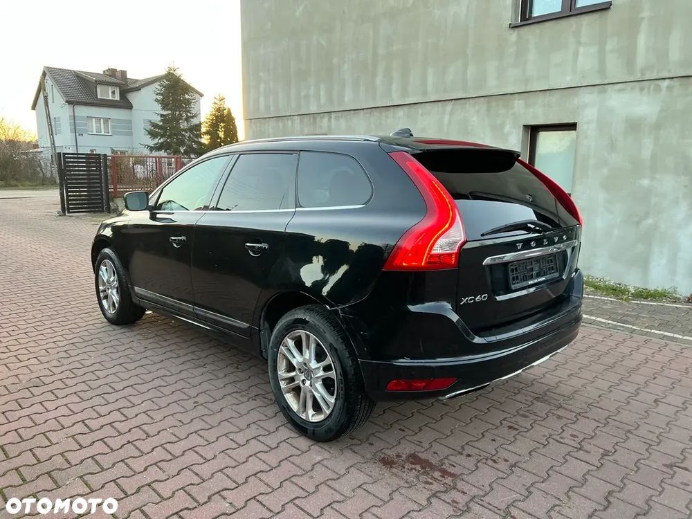Volvo XC 60 - 4
