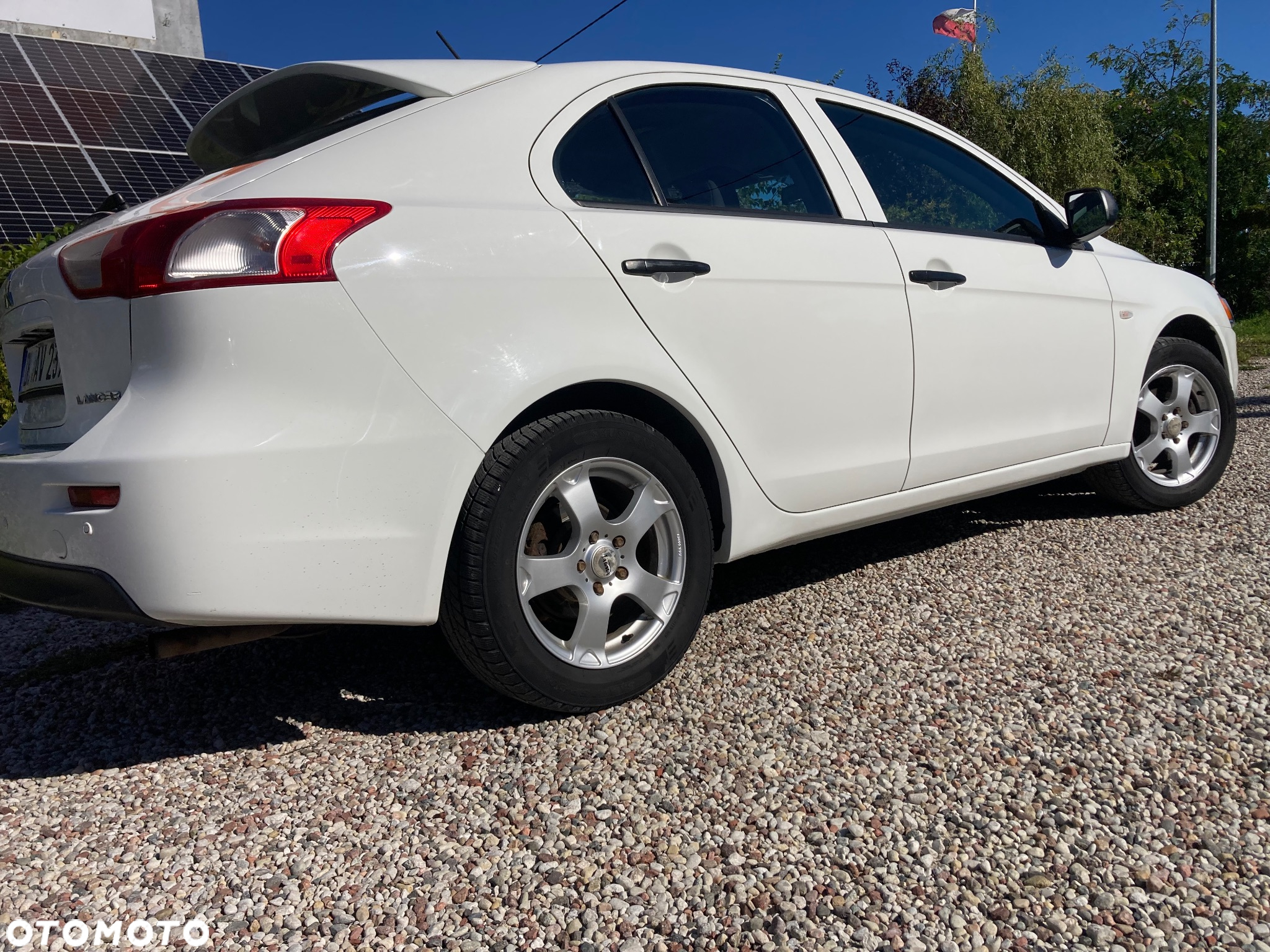 Mitsubishi Lancer 1.5 - 5