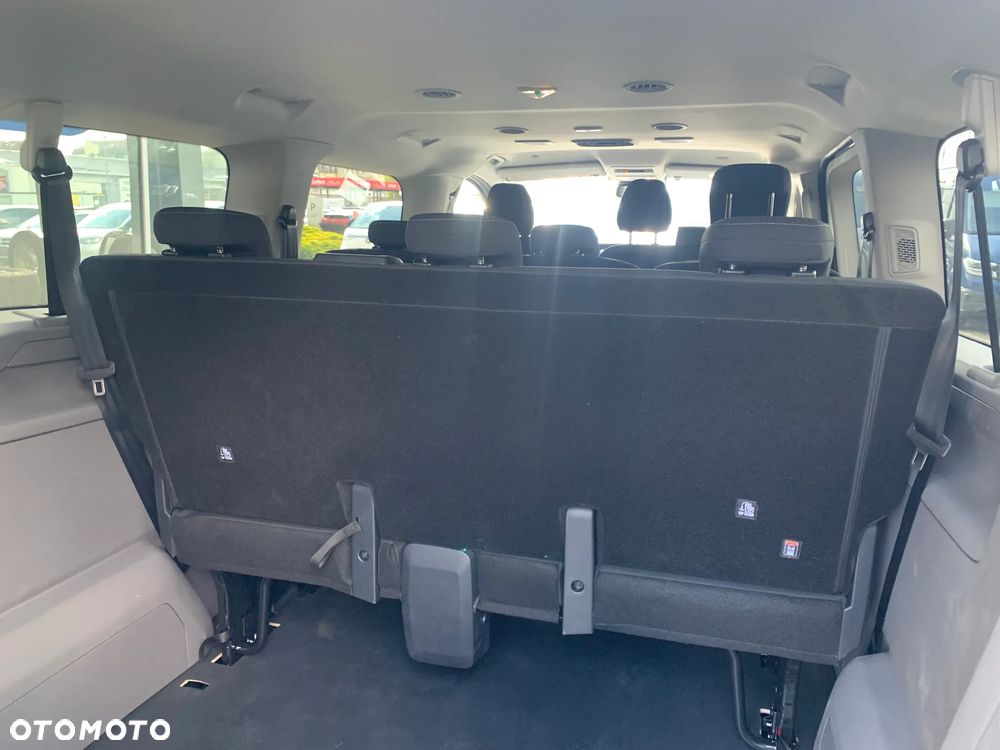 Volkswagen Transporter - 24