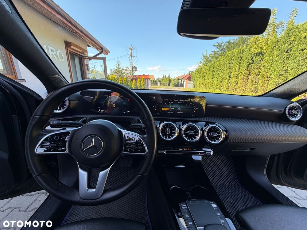 Mercedes-Benz Klasa A 180 Style 7G-DCT - 15