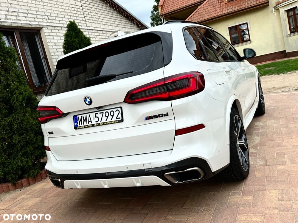 BMW X5 M M50d - 9