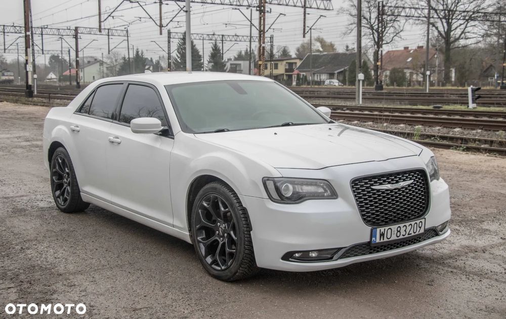 Chrysler 300s - 3