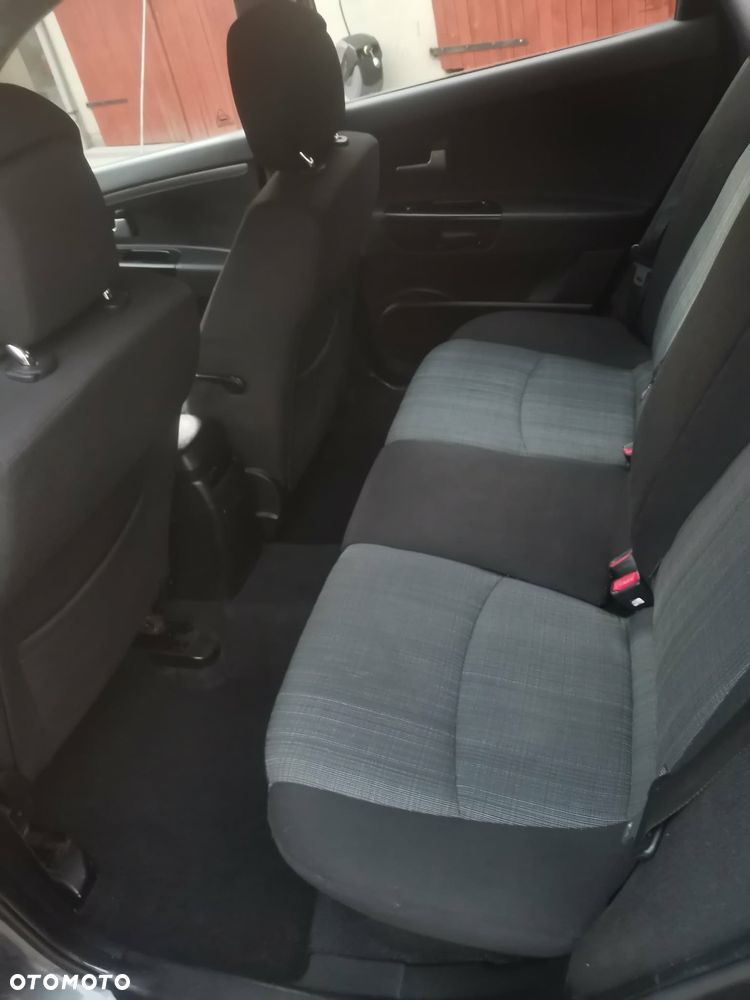 Kia Ceed - 7