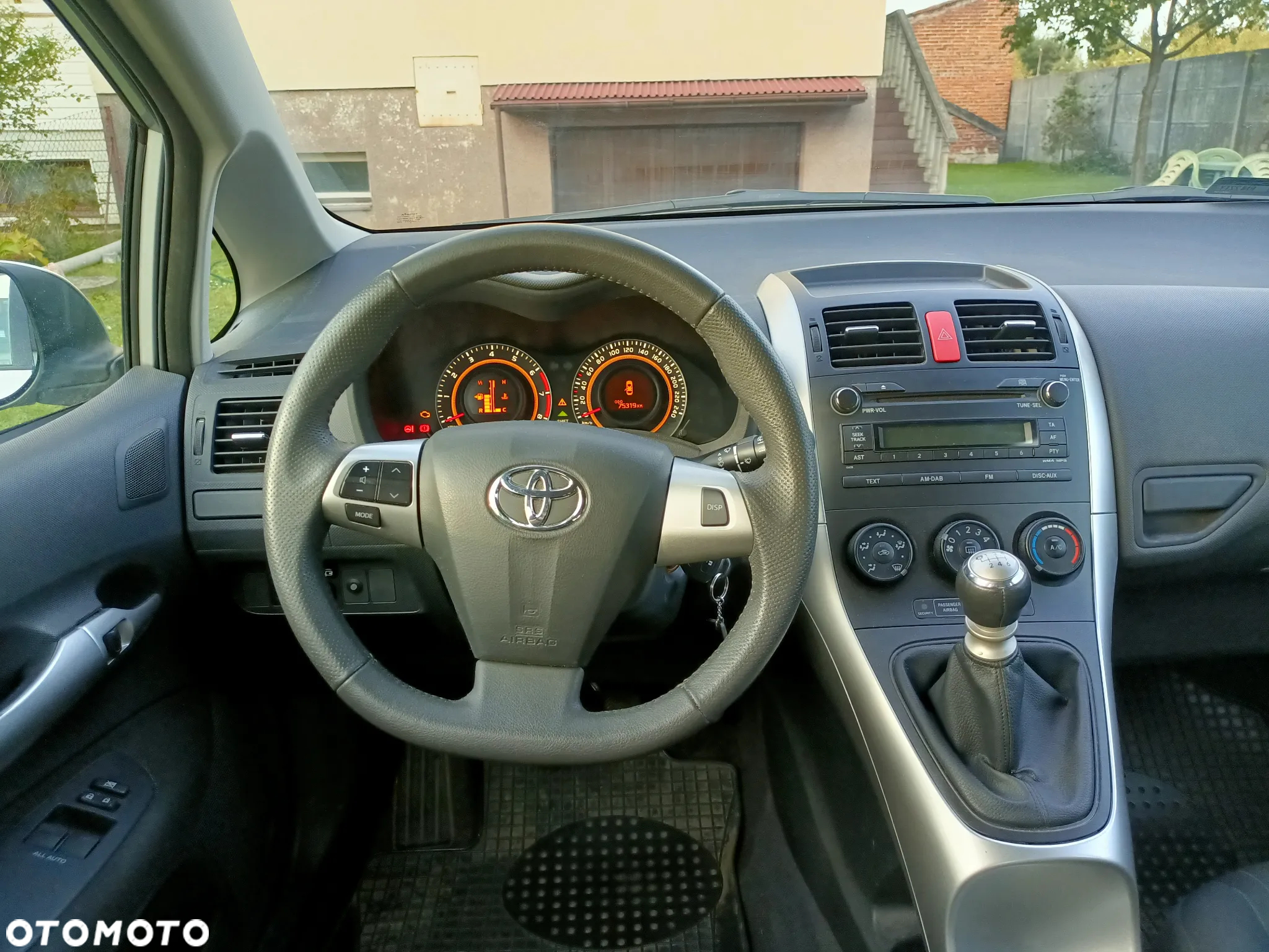 Toyota Auris 1.33 VVT-i Active - 8