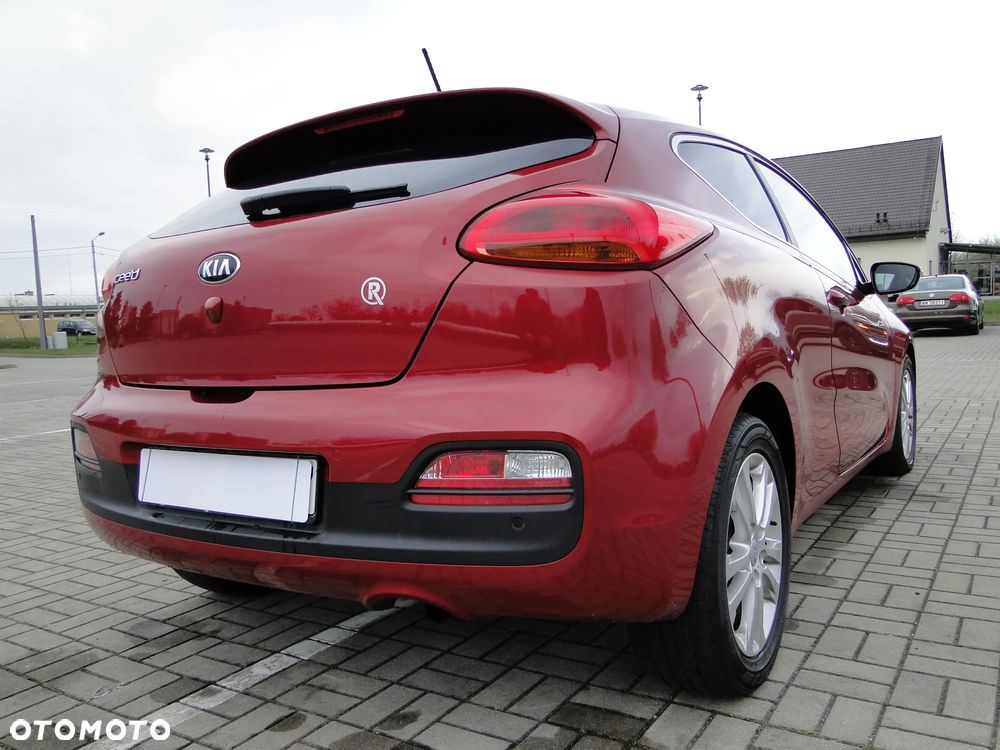 Kia ProCeed 1.6 GDI DCT Spirit - 33