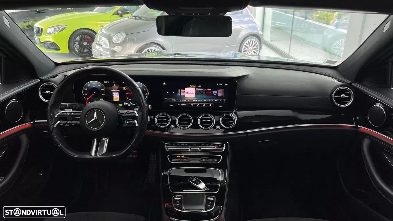 Mercedes-Benz E 300 de AMG Line - 14