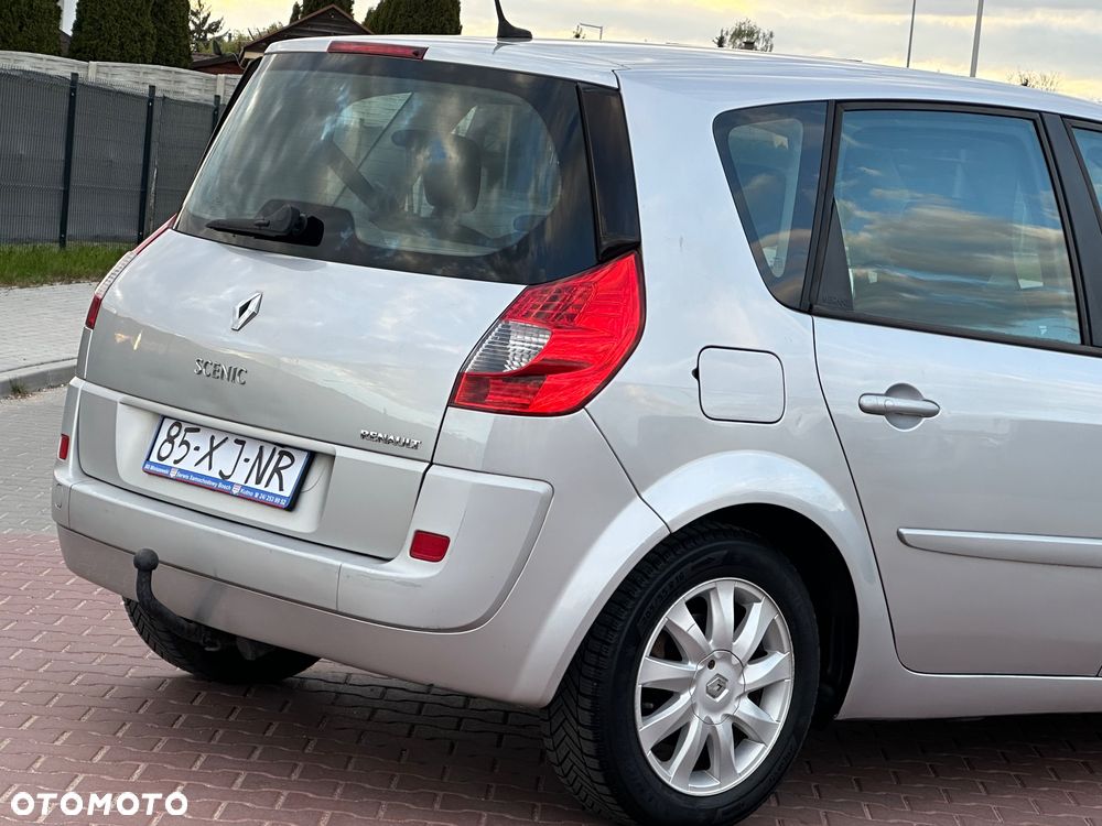 Renault Scenic 2.0 16V Dynamique - 23
