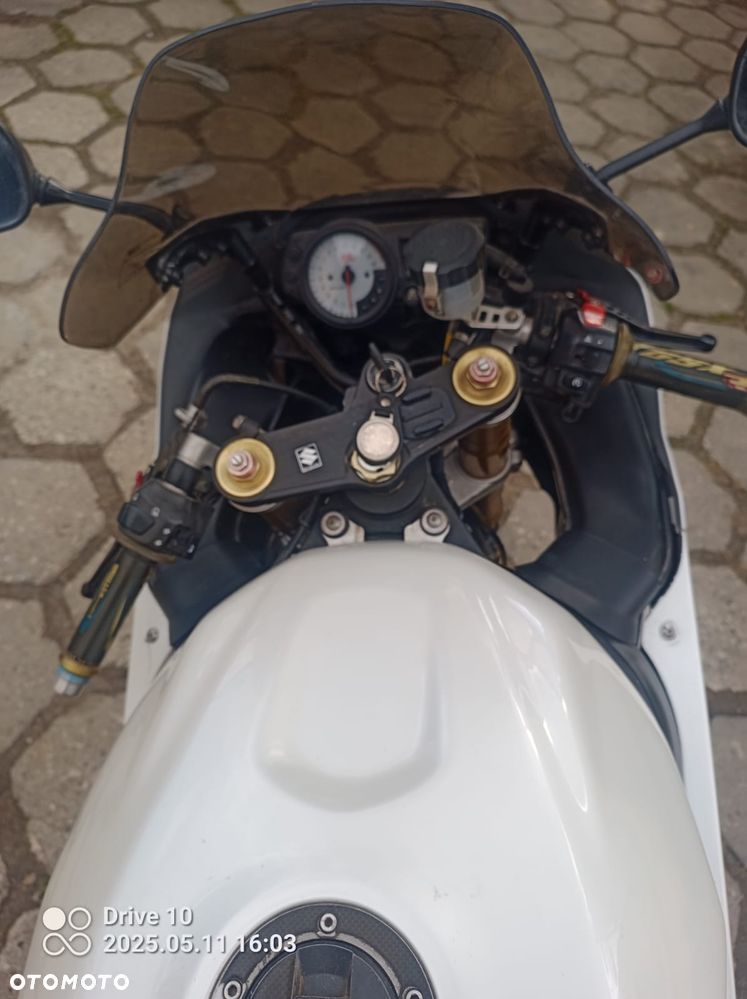 Suzuki GSX-R - 4