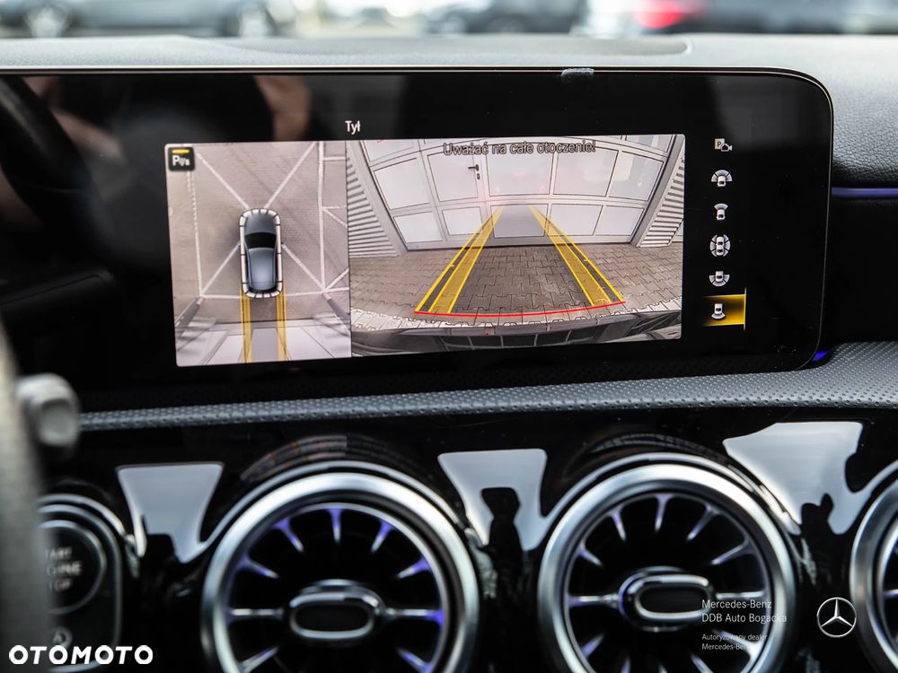 Mercedes-Benz Klasa A 220 d AMG Line 8G-DCT - 10