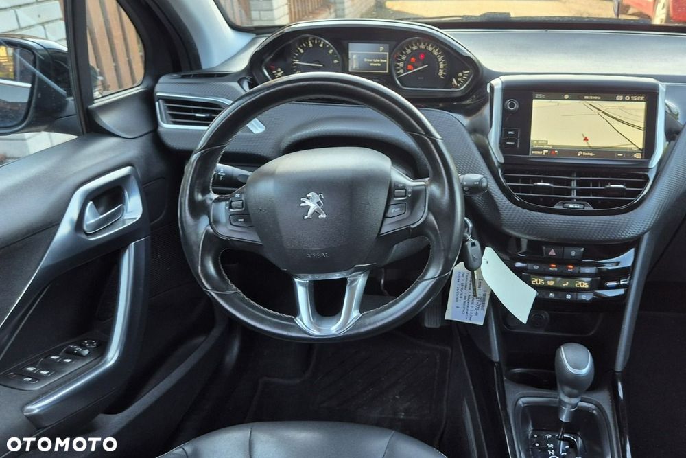 Peugeot 2008 1.2 Pure Tech GPF Crossway S&S EAT6 - 16