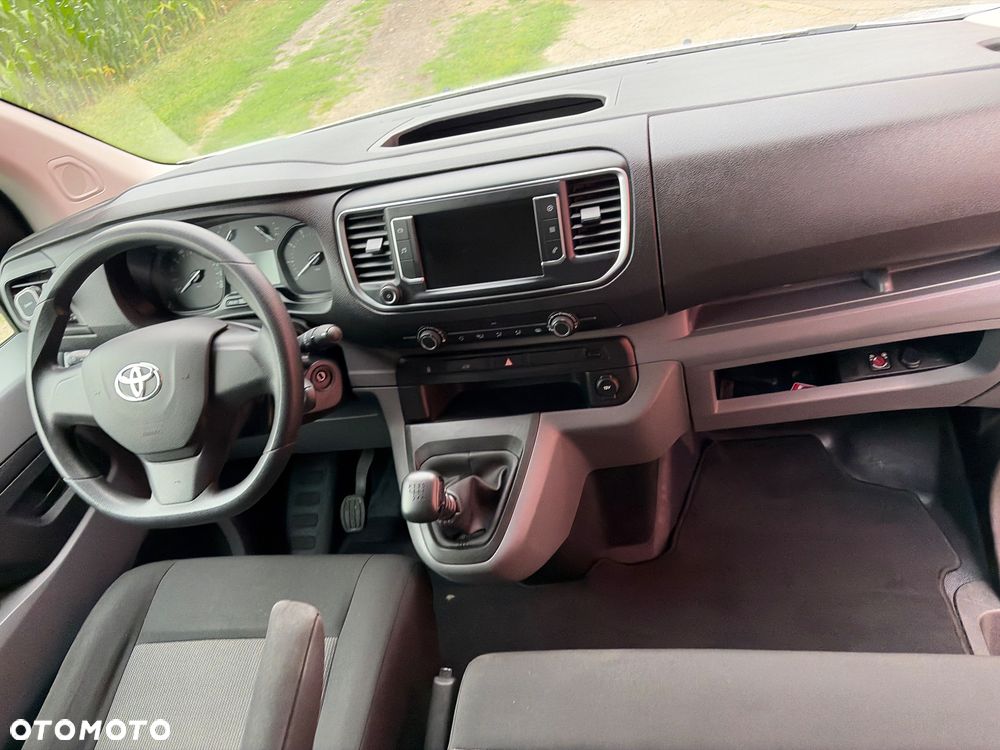 Toyota ProAce - 10
