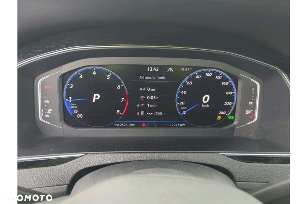Volkswagen Passat Variant 1.5 TSI EVO Elegance DSG - 6