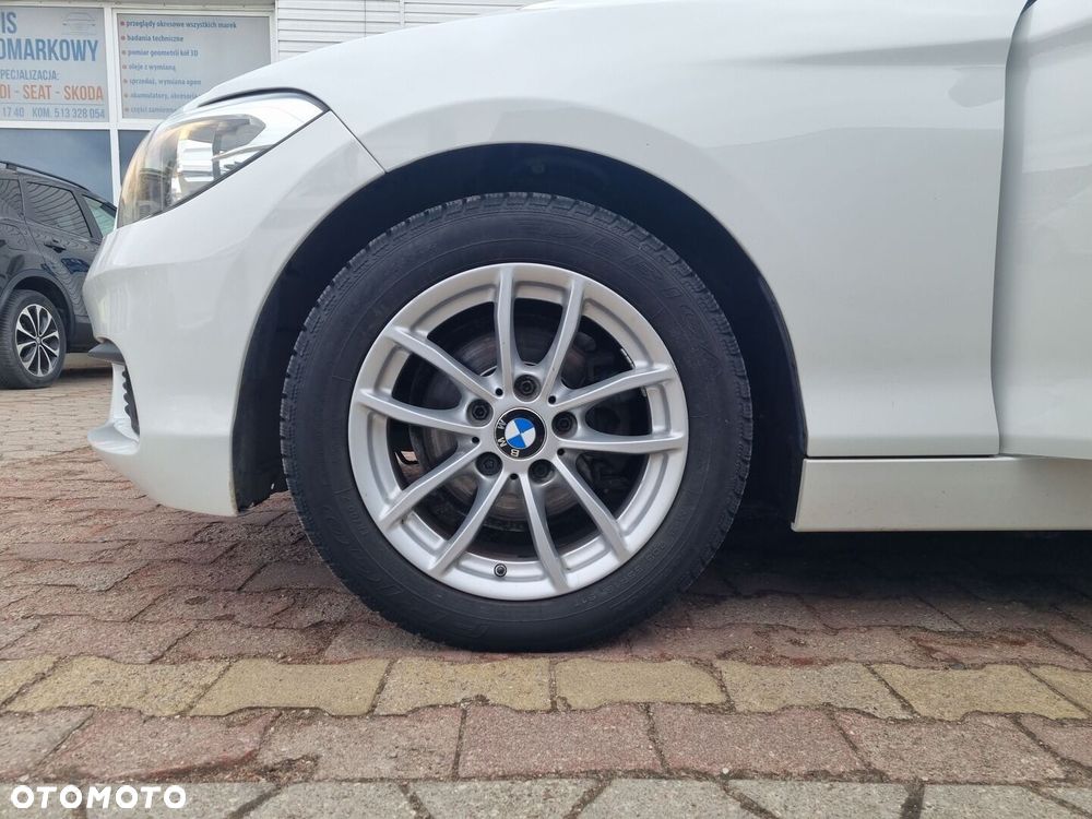 BMW Seria 1 118i - 25