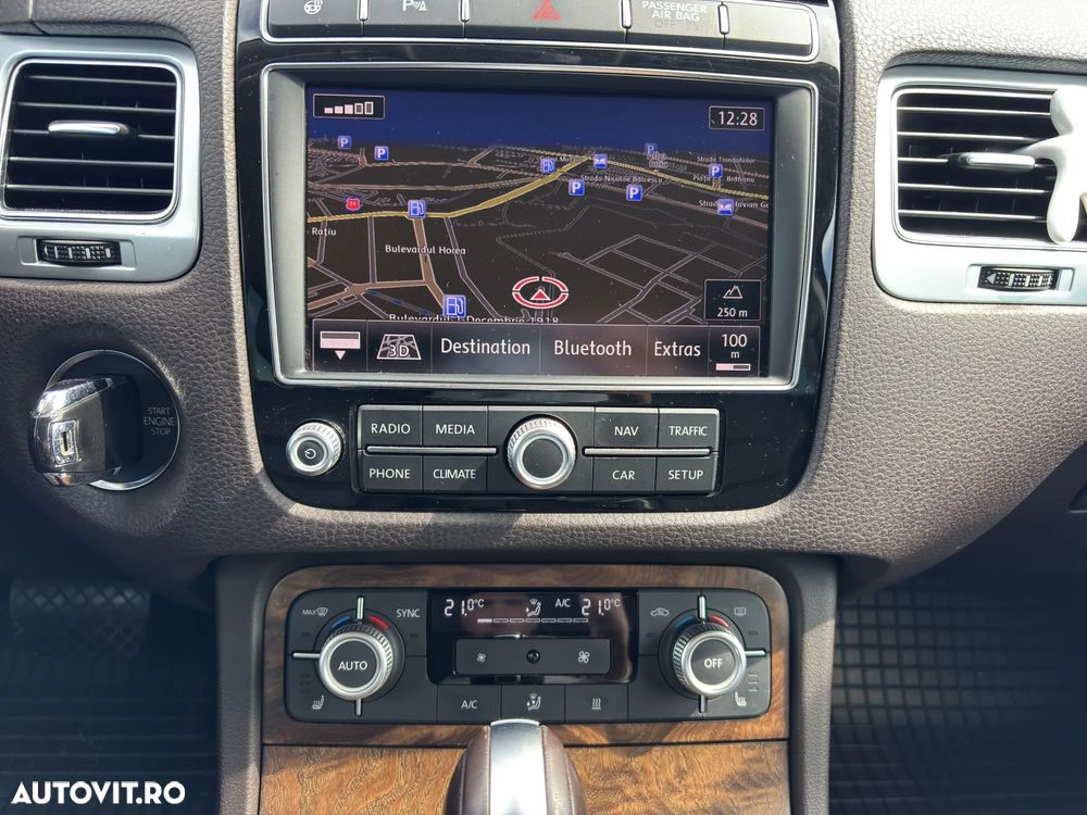 Volkswagen Touareg 3.0 V6 TDI BMT Terrain Tech - 18