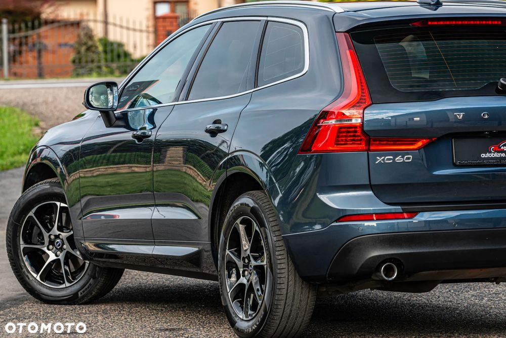 Volvo XC 60 D4 AWD Geartronic Momentum - 16