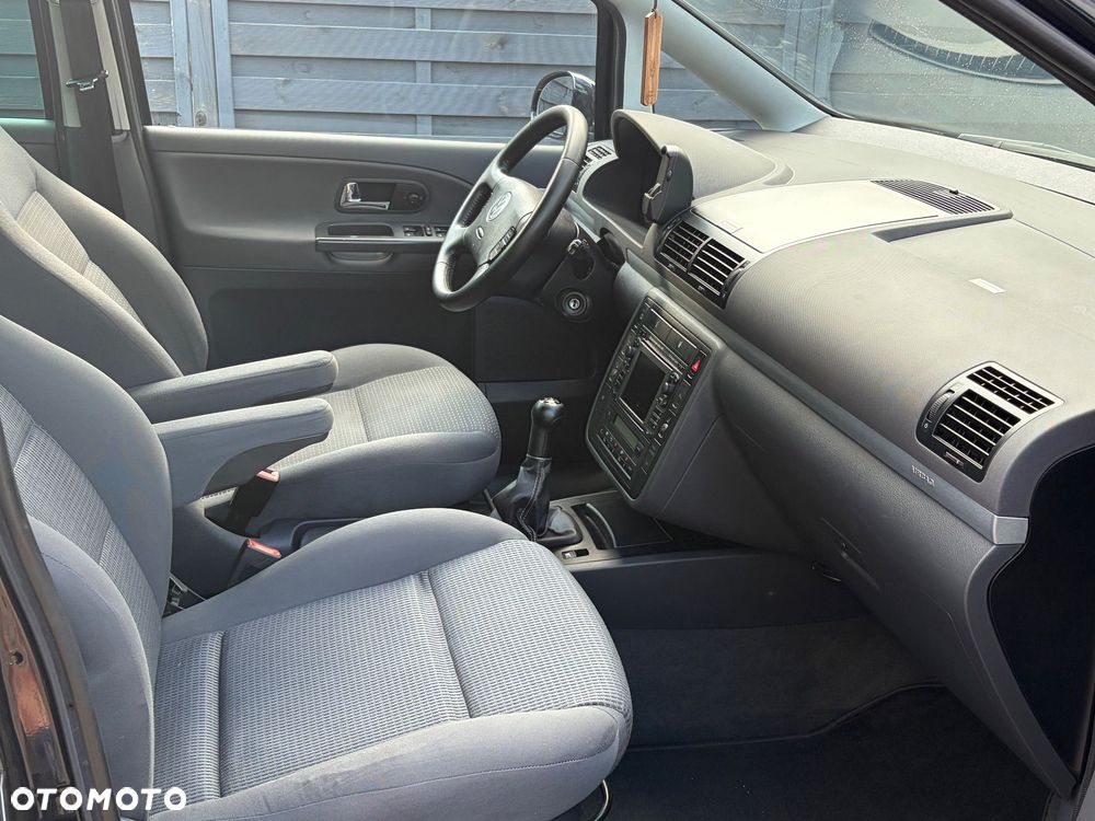 Volkswagen Sharan 1.8 5V Turbo United - 21