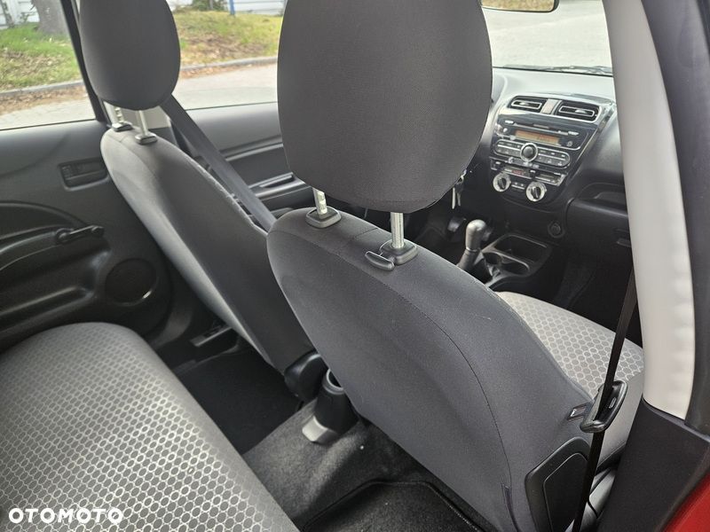 Mitsubishi Space Star - 8