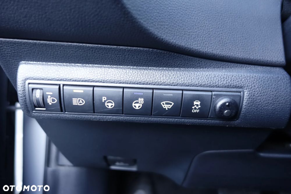 Toyota Corolla 1.8 Hybrid GR Sport - 17