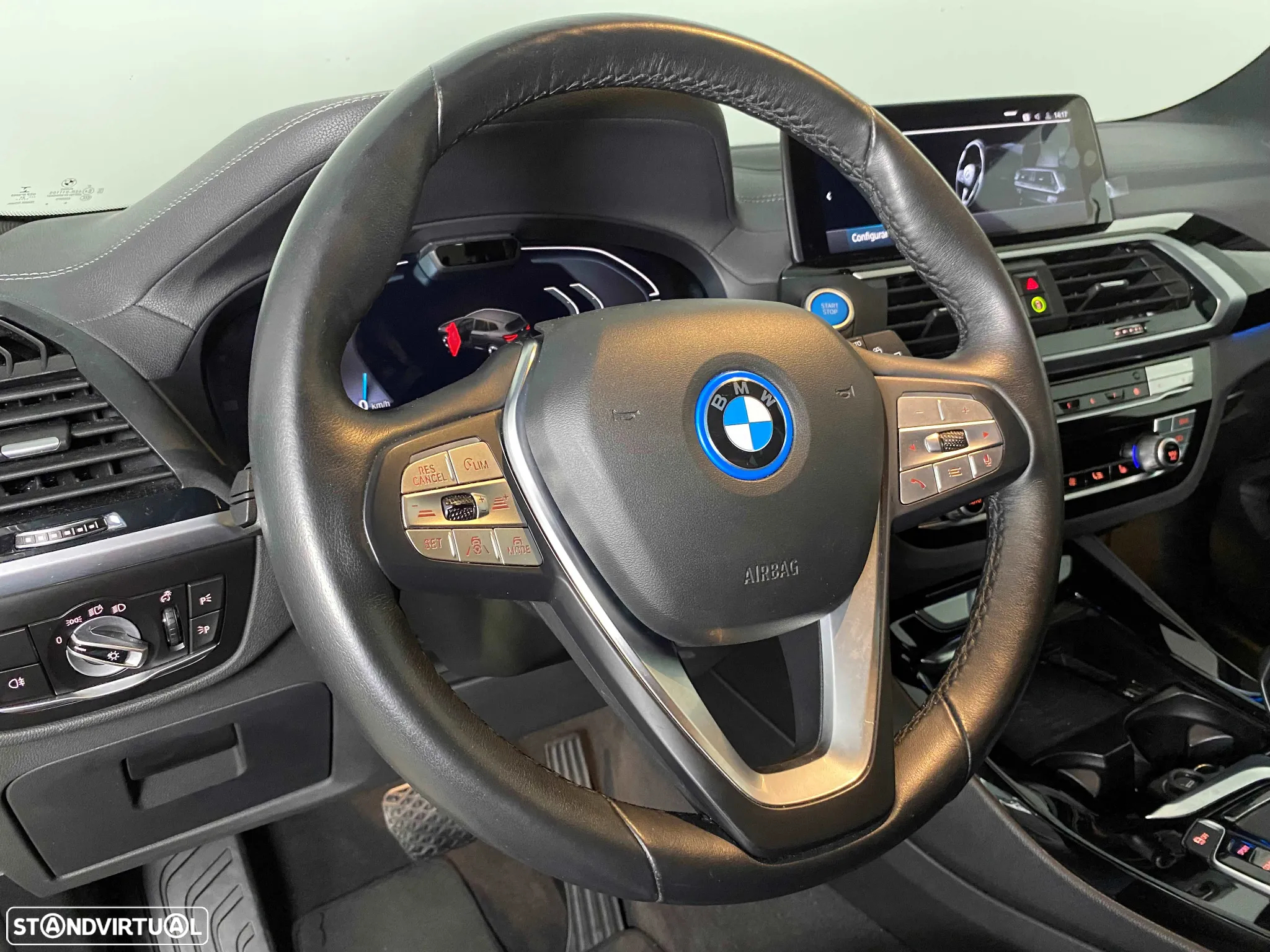 BMW iX3 Impressive - 10