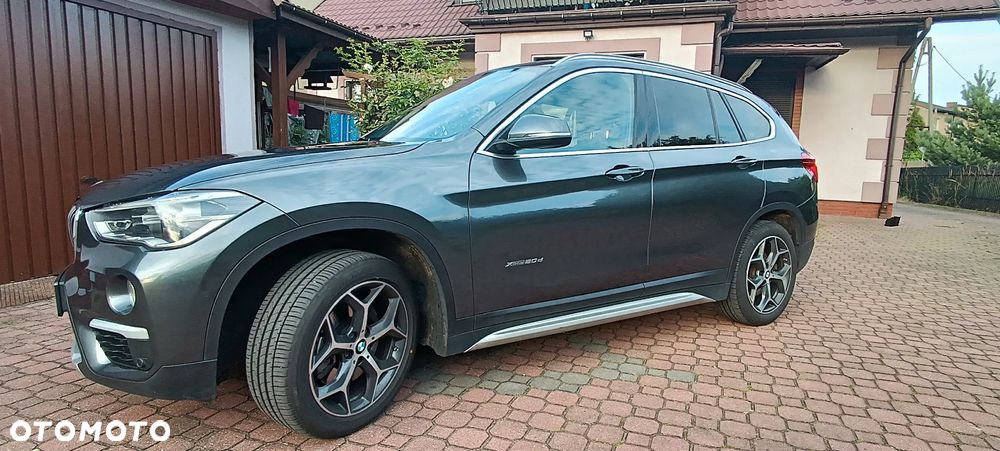 BMW X1 xDrive20d xLine - 4