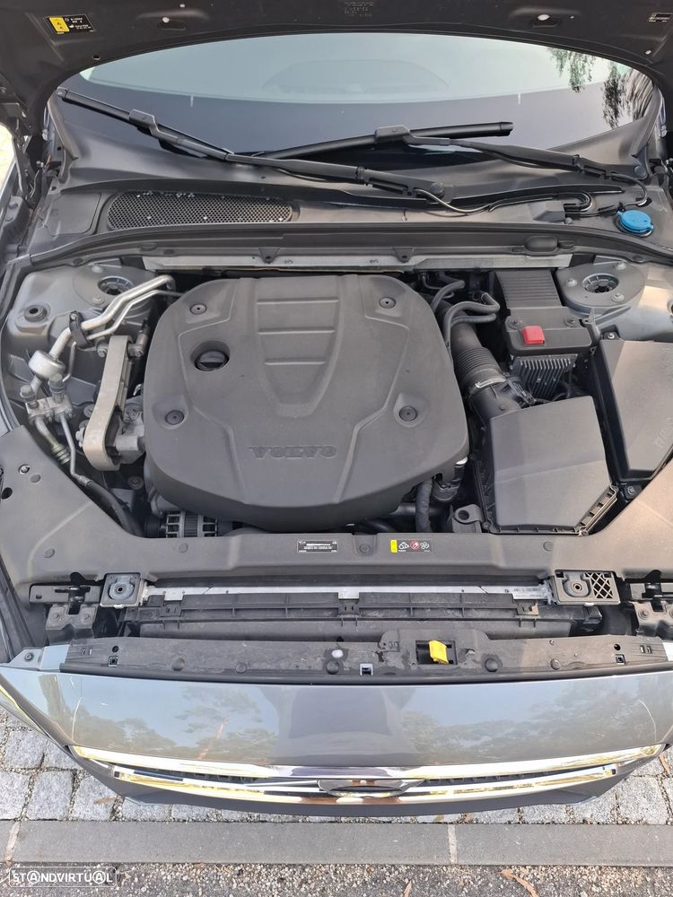 Volvo V60 2.0 D3 Momentum Geartronic - 14