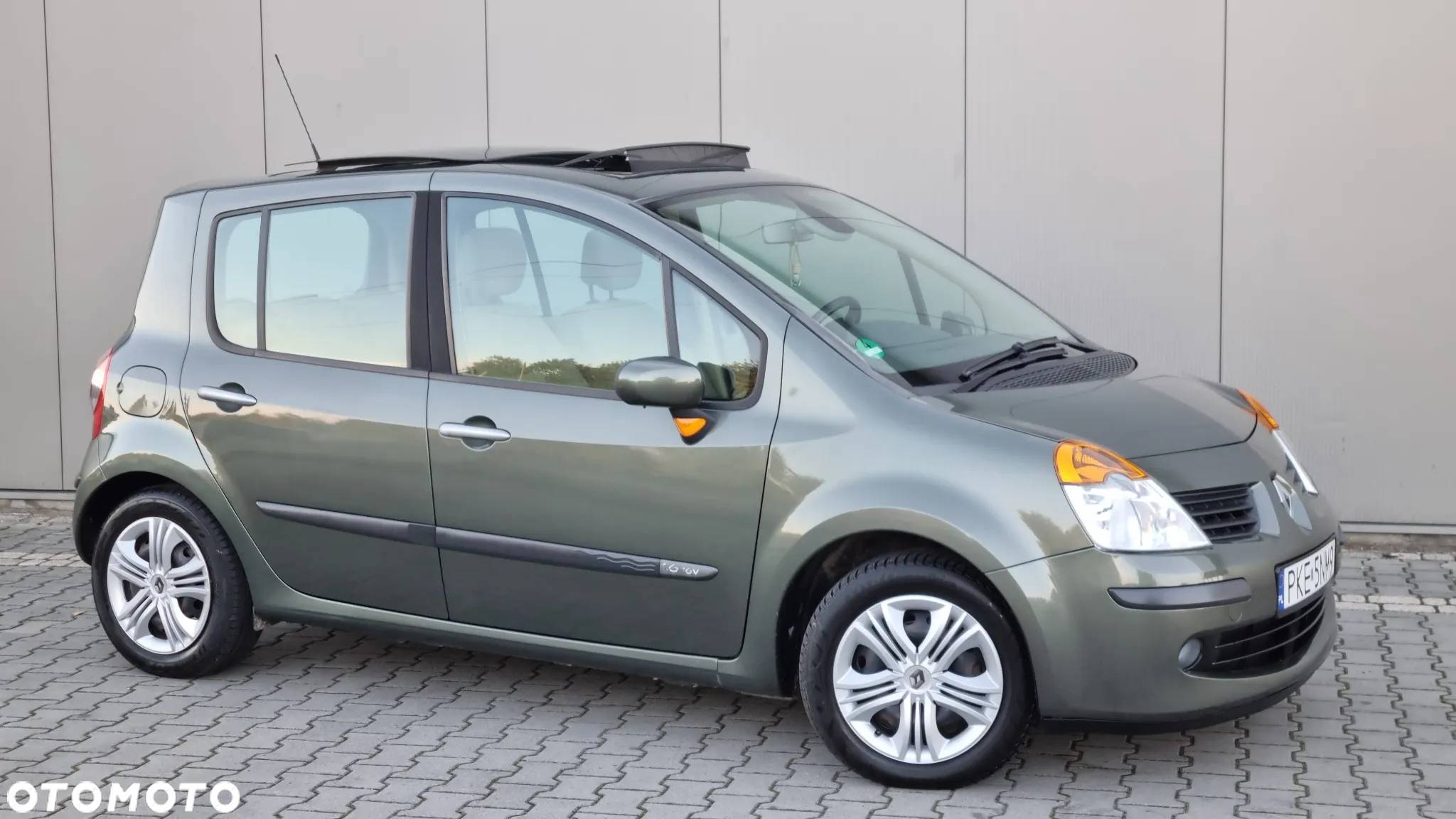 Renault Modus - 16
