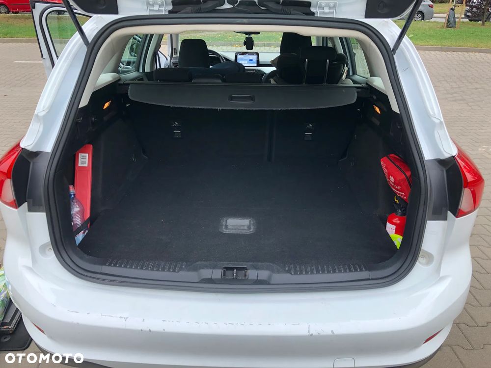 Ford Focus 1.5 EcoBlue Connected - 25