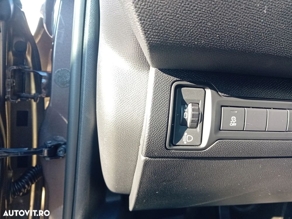 Peugeot 308 125 THP Active - 14