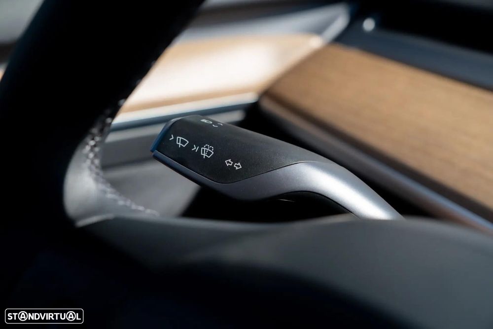 Tesla Model 3 Long Range RWD - 13
