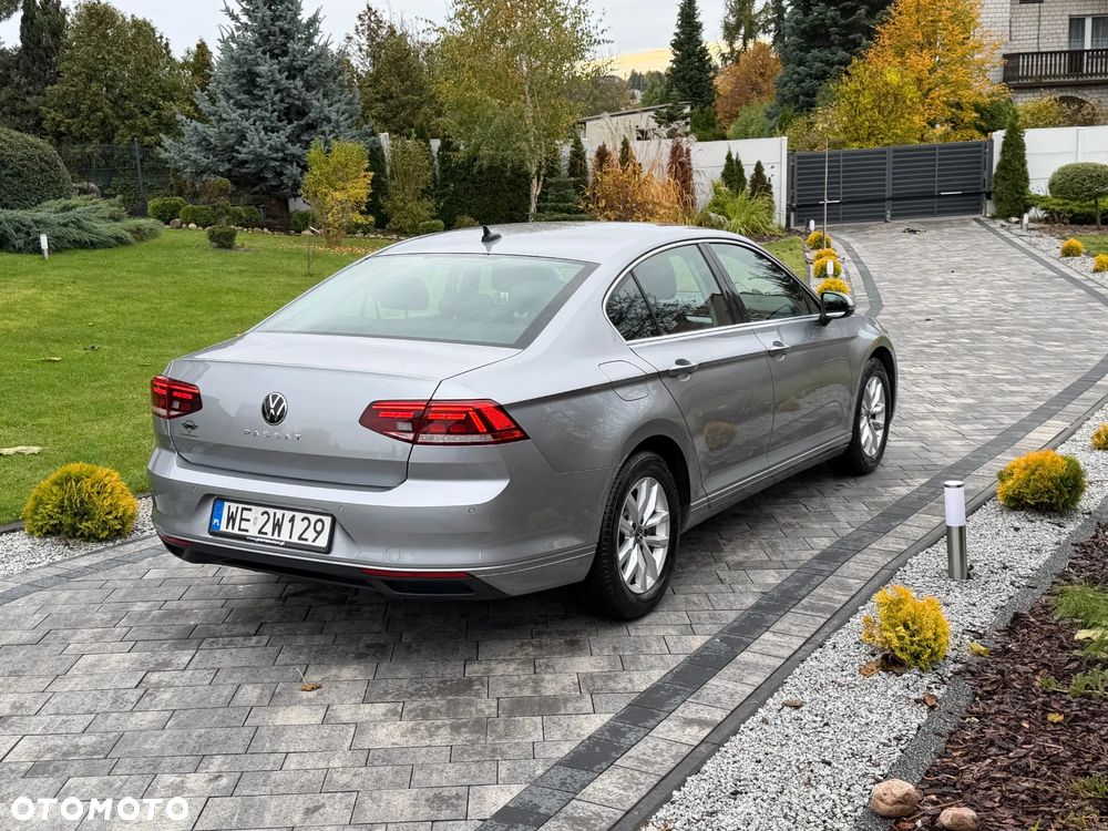 Volkswagen Passat 2.0 TDI EVO Business - 12