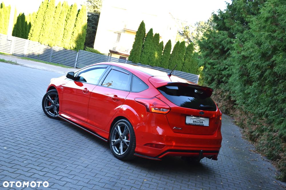 Ford Focus 1.5 EcoBoost STart-Stopp-System ST-LINE - 31
