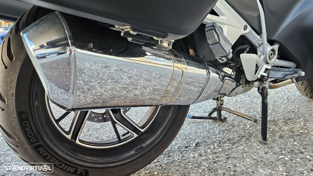 BMW R 1250 RT Triple black - 26