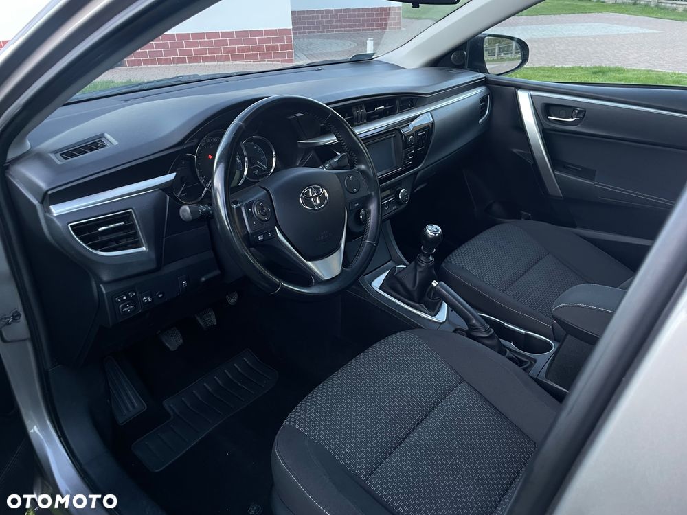 Toyota Corolla 1.6 Valvematic Life - 9