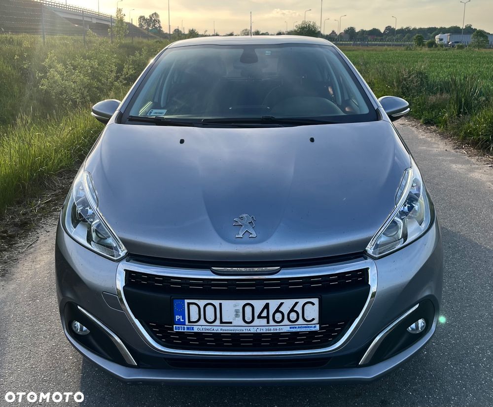 Peugeot 208 1.2 PureTech GPF Signature S&S - 4