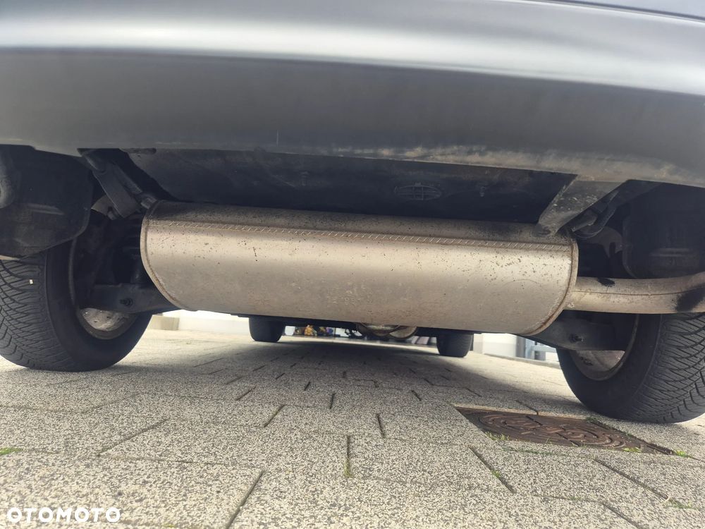 Mitsubishi Lancer 1.8 Intense - 34