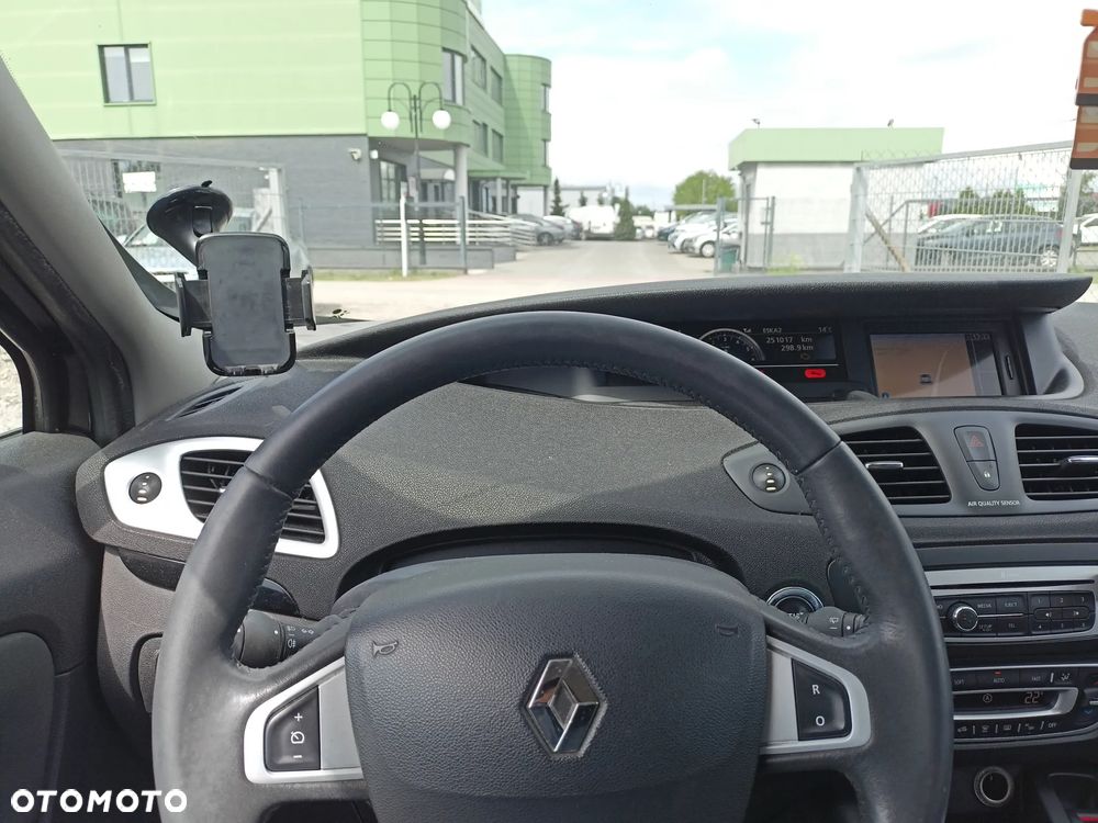 Renault Scenic - 10