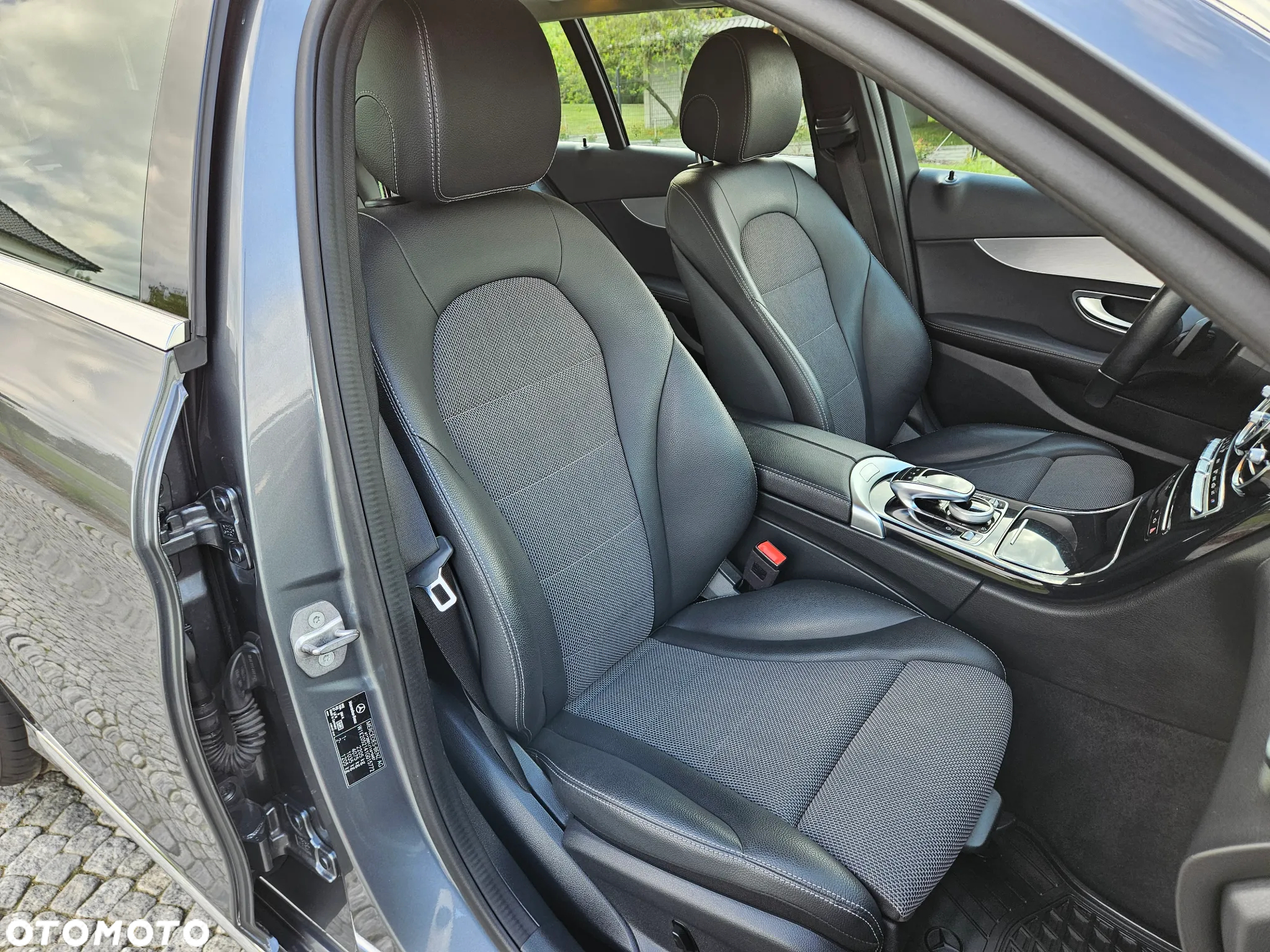 Mercedes-Benz Klasa C 220 d T 9G-TRONIC Exclusive - 13