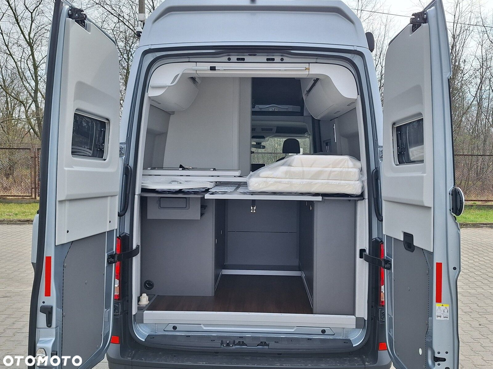 Volkswagen Crafter - 13