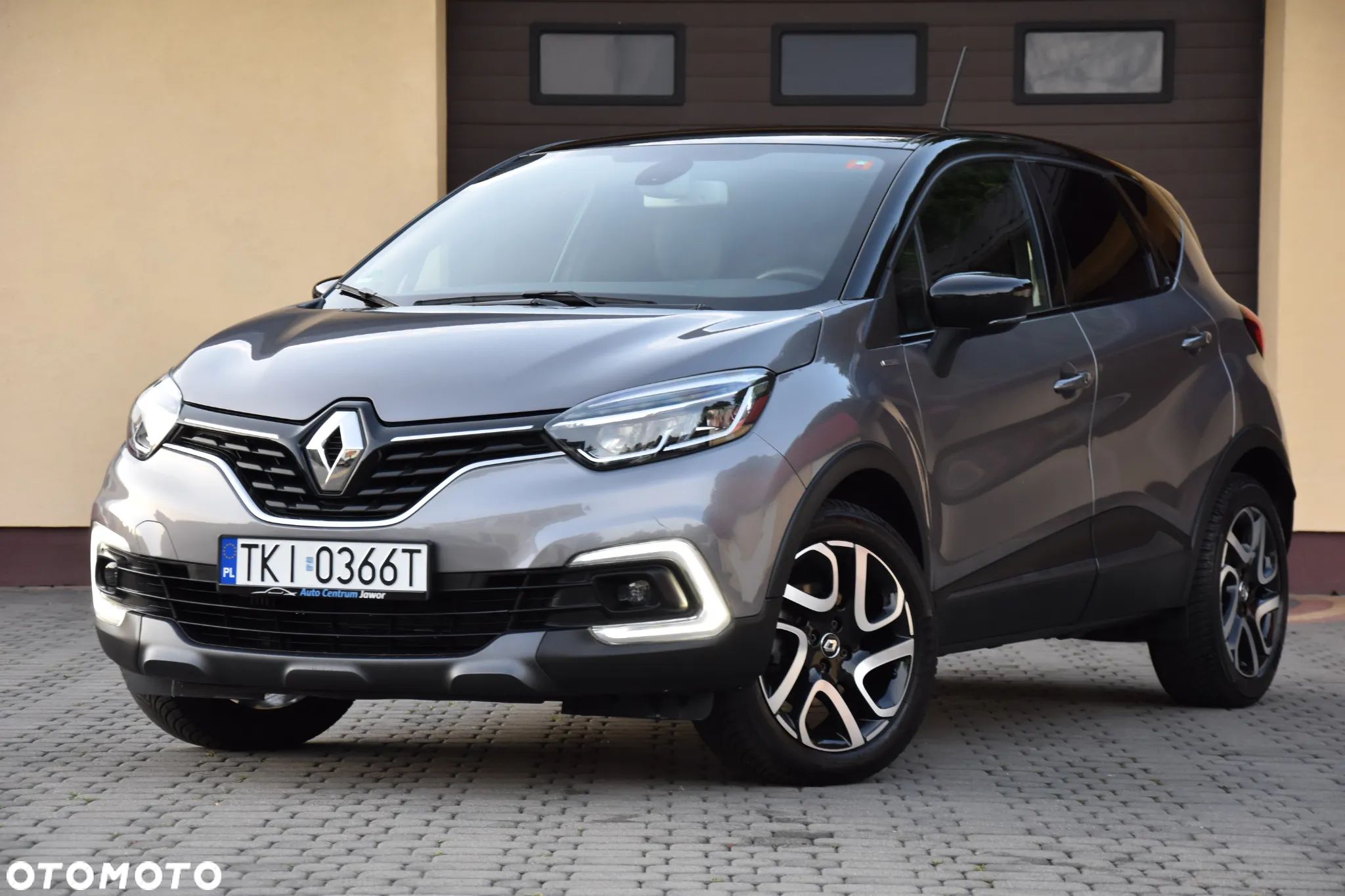 Renault Captur ENERGY TCe 120 EDC Bose Edition - 1