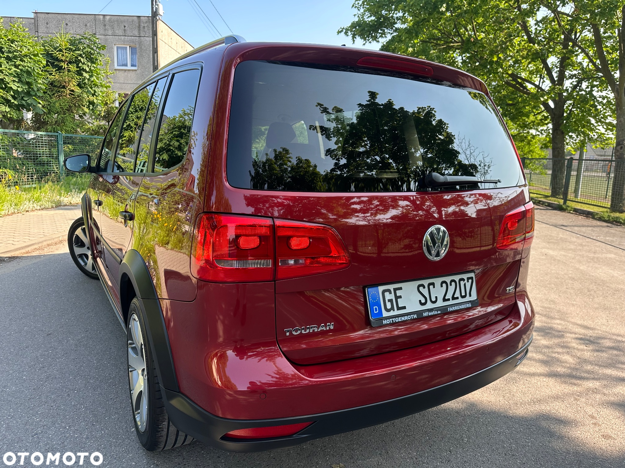 Volkswagen Touran 1.4 TSI Cross - 35