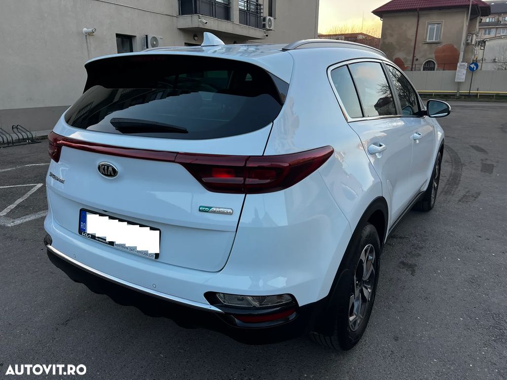 Kia Sportage 1.6 DSL MHEV 7DCT HP 4x2 Style - 11