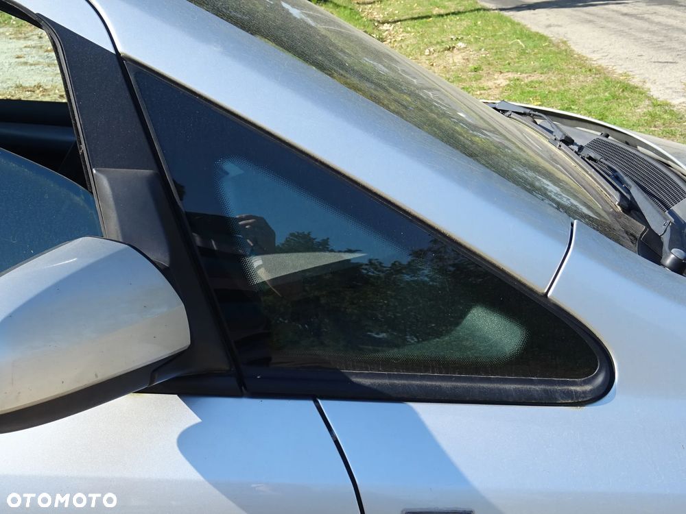 SZYBA BOCZNA KAROSERYJNA TRÓJKĄT PRZÓD TYŁ PRAWA LEWA OPEL ZAFIRA B - 10
