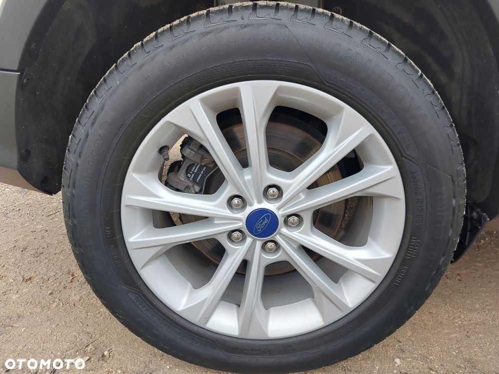 Ford Kuga - 15