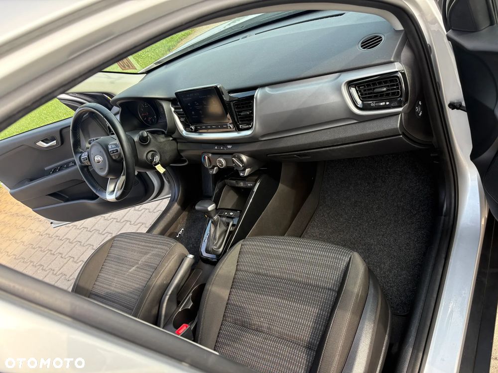 Kia Stonic 1.0 T-GDI OPF Mild Hybrid DCT7 Platinum Edition - 11