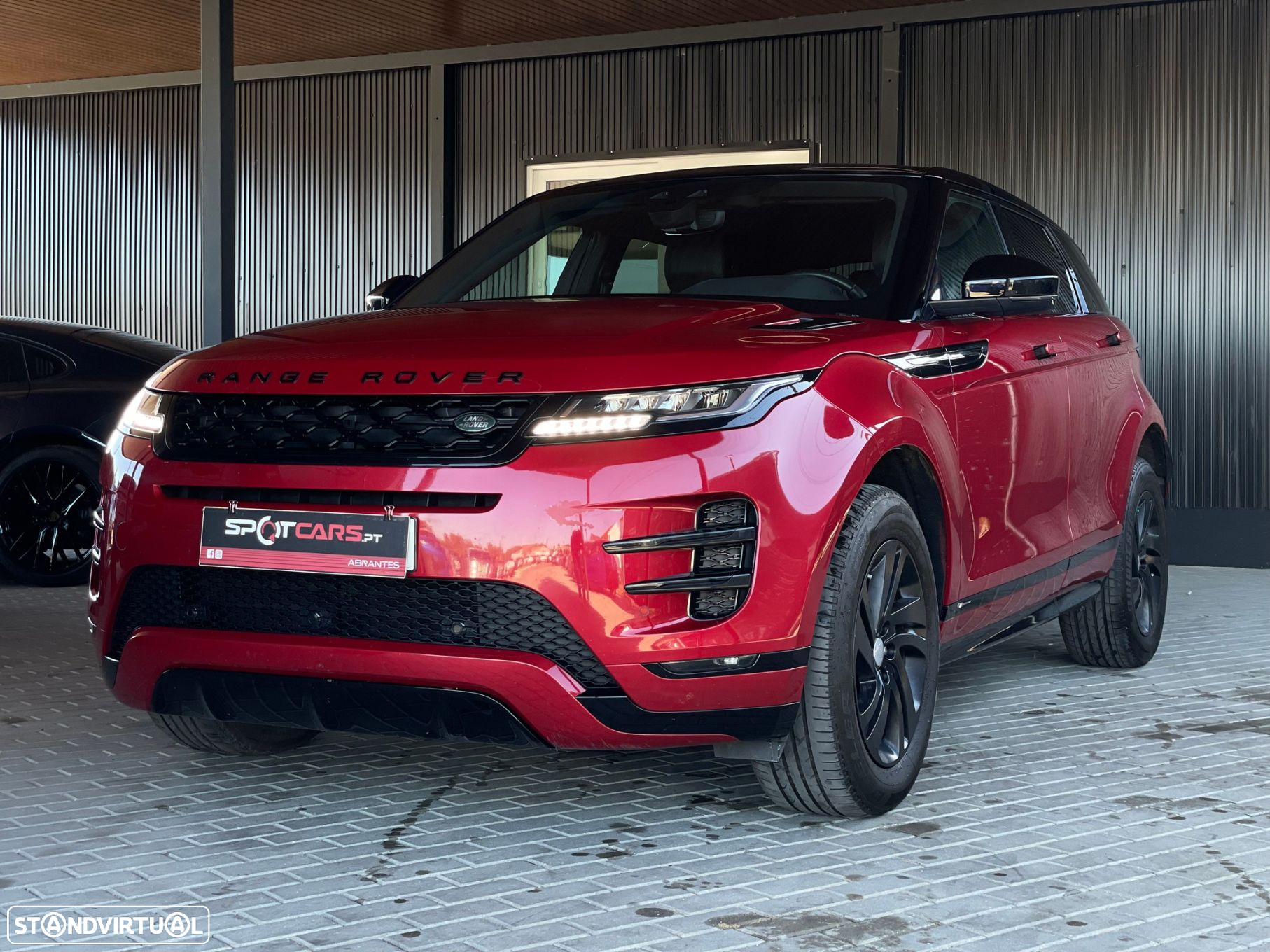 Land Rover Range Rover Evoque 2.0 D150 AWD R-Dynamic S Auto - 3