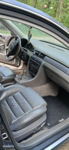 Audi A6 Limousine 2.4 - 10