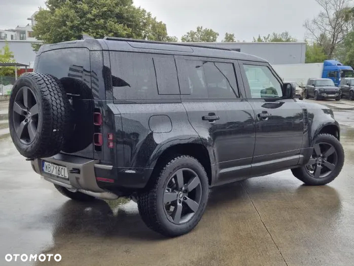 Land Rover Defender - 3